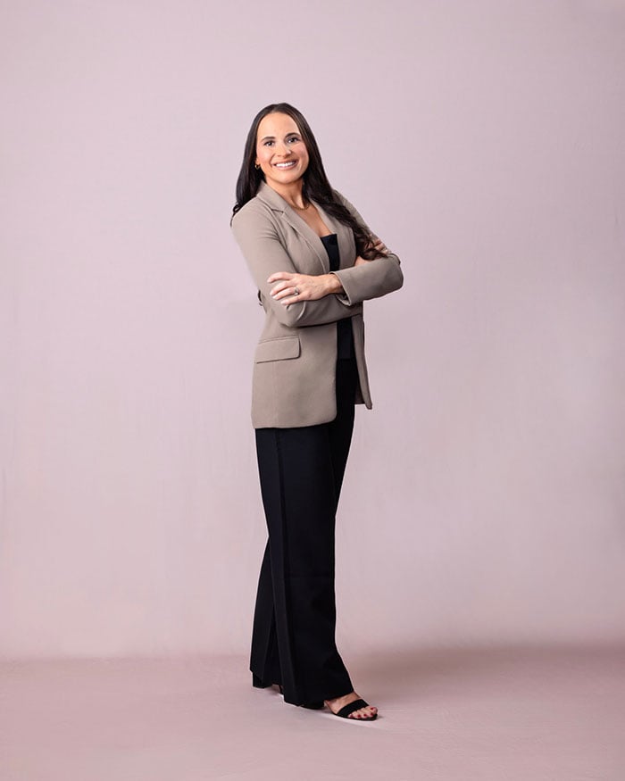 Untitled-design-1 Elizabeth Davis of RadiantGlo Cleaning Services